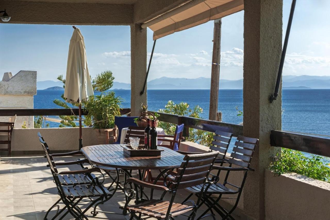 Saronic Seafront Villa Salamis Exterior photo