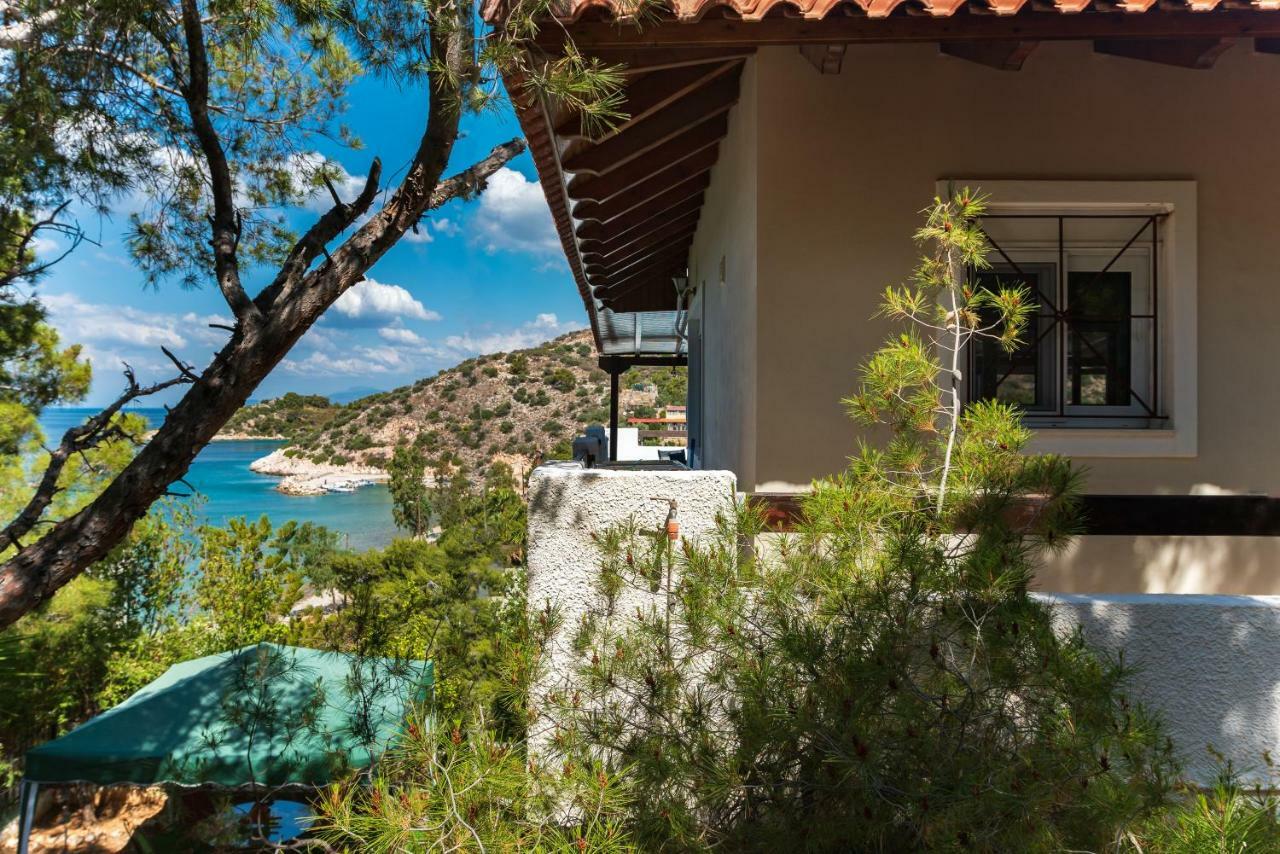 Saronic Seafront Villa Salamis Exterior photo