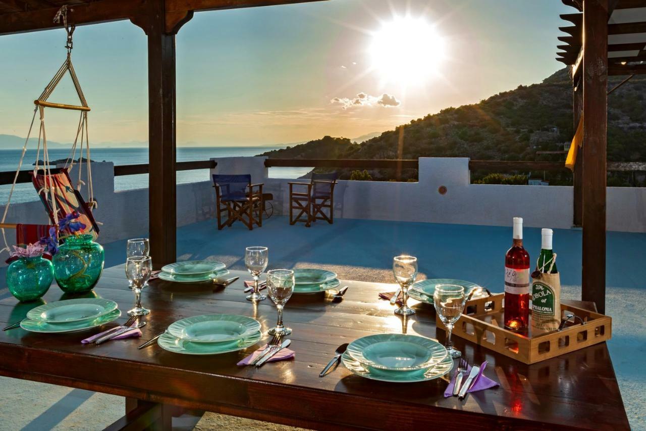 Saronic Seafront Villa Salamis Exterior photo